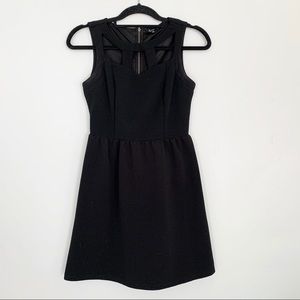 Monteau Black Short Sleeve Fit And Flare Dress S
